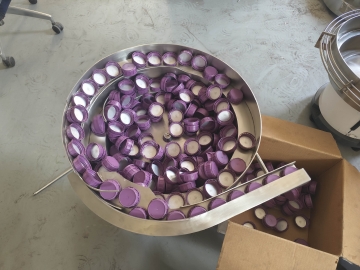 Vibrating Feeder Bowl Feeding Machine with Capping Machine for Bottle Caps