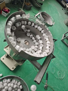 Factory Direct Sales Pointed Bottle Cap Feeder  Vibratory Bowl Feeder Stand with Adjustable Height