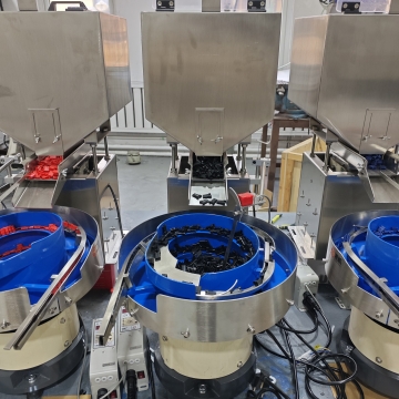 Product Assembly Line Vibratory Bowl Feeder with Hopper